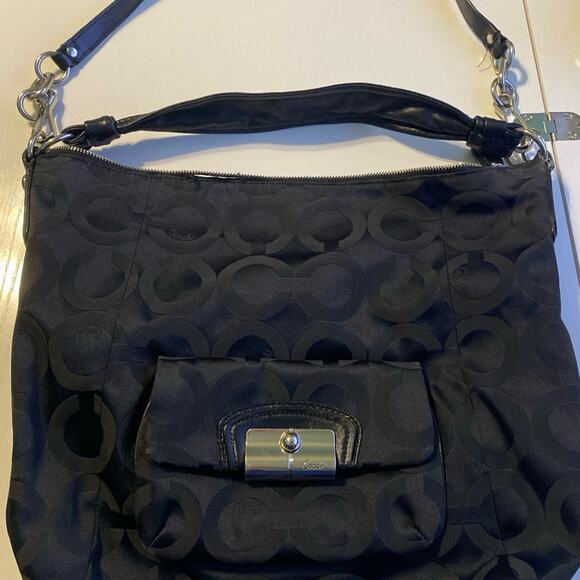 Large Coach handbag - Picture 1 of 12